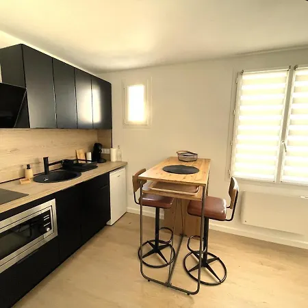 Διαμέρισμα 2 Pieces Cosy Avec Parking Prive *